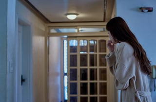 "여기 그 사람 살잖아" 쉽게 퍼진 유명인 주소…공포의 스토킹 불렀다