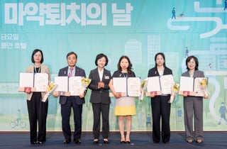 덕성여대 약학대 교수, 마약류 동시 분석법 연구로 국무총리표창 받아