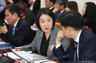 '주가누르기 방지법' 다시 띄운 與…7월 세법개정안에 쏠리는 눈