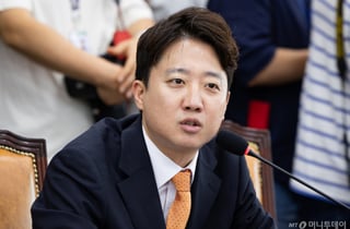AI로 사회 현안 파고드는 개혁신당…양당 사이 존재감 살아날까