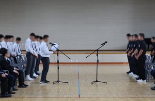 "배재고 학생들, 고개 들어요"…'어른의 품격' 보여준 광주일고 교장