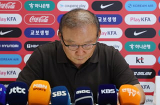 "월드컵 탈락 후 현지서 사퇴"...박항서도 축협 떠났다