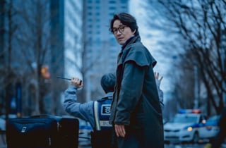 '스피킹 데드', 한석규는 왜 테러용의자로 몰렸나? 보도스틸 공개