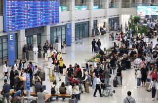 누적여객 10억명 시대 연 인천공항…세계 허브공항 중 가장 빨랐다