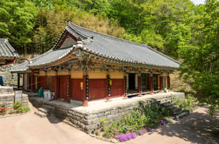 조선 불교의 숨결 담은 건물 10곳, 보물 됐다…'예술적 가치 뚜렷'