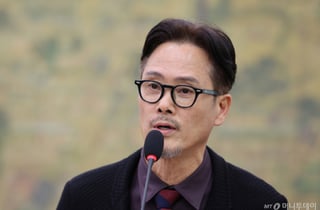'제자 성폭행 혐의' 뮤지컬 배우 남경주, 오늘 첫 재판