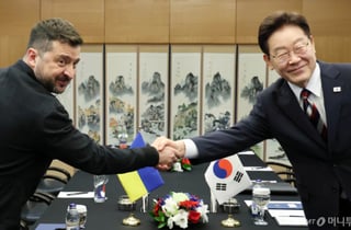 李대통령, 잇단 NATO 정상외교 '종횡무진'…젤렌스키와 첫 양자회담