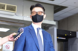 [속보] '통일교 청탁' 윤영호 전 본부장, 징역 1년6개월 확정