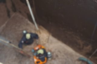 돼지농장서 분뇨 수거하던 60대 작업자…저장조 추락해 숨져