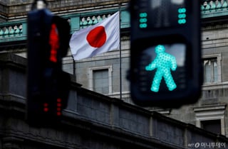 금리 올려도 추락하는 엔화…'1달러=160엔'은 뉴노멀이 되나