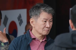 '돈 있는 회장' 강조하며 당선…정몽규, 13년간 개인돈 3000만원 내놨다