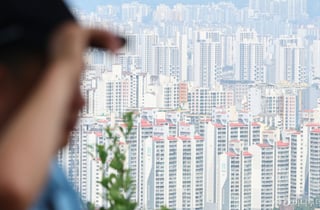 "수 십, 수 백 번의 시뮬레이션"…이 대통령, 23일 부동산 토론회서 겨냥한 것