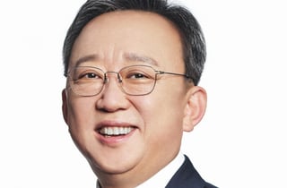 'AI로 치매머니 지킨다' 피싱 안전망 촘촘히 세운 신한은행