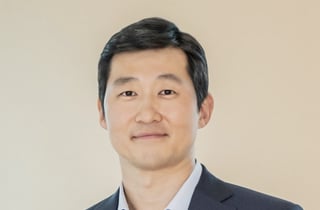 법원, 김범석 의장 총수 지정 제동...한숨 돌린 쿠팡