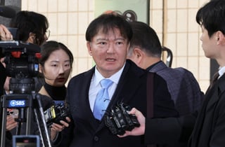 민경욱, 부정선거 강연 중 쓰러져..."의식불명, 뇌 병변 의심"