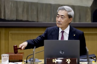 [속보]신현송 총재 "환율 파급 당분간 지속…수요측 물가압력도 커져"