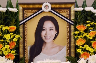 故 유채영 남편, 올해도 팬카페 편지 "예전처럼 슬프지 않아…내 걱정 말길"