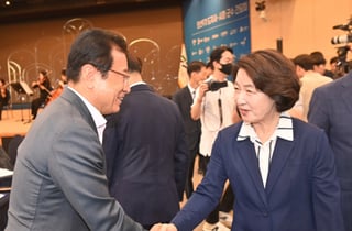 이현재 시장, 추 지사에게 '국가정원·K컬처 복합콤플렉스' 동시개발 제안