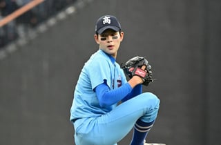 '전체 1순위' 하현승 152㎞ 쾅! 2이닝 1실점 KKKKKK에도 부산고 2-4 패배... ARI 엄준상 앞세운 덕수고 16강 진출 [대통령배 현장]