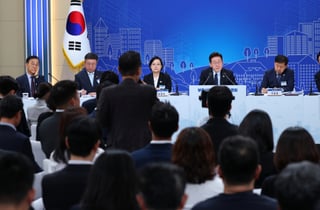 전문가들 "재건축·재개발 활성화 위해 이주비 규제 풀어야"