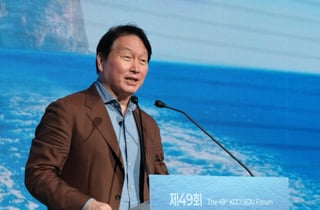 노소영에 9440억 주면…"최태원 한국 부자 순위 18위→25위 급락"