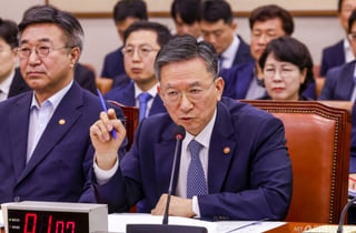 정성호 법무부 장관 사의 표명...이재명 대통령 만류
