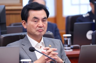 안규백, 취임 1년 "국군사관학교 등 개혁의 무게, 장관이 짊어질 것"