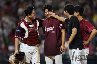 무려 18연패 탈출→감격 소감 "(안)우진 형이 선배들한테까지 '윤하 한 번 도와주자'고 엄청 응원해줬다"