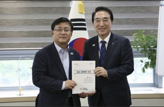 박수현 충남지사, 기후부 장관 만나 '발전통합본사 충남 유치' 강력 건의