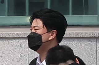 가석방 김호중 "정말 많이 생각"…기존 소속사 안 떠나는 이유가