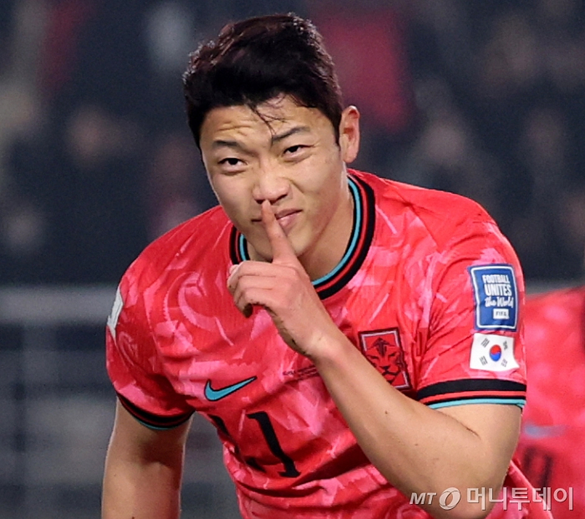 황희찬 의전차량 22대 받고 먹튀 논란? 8억 차 버리고 감 ㄷㄷ