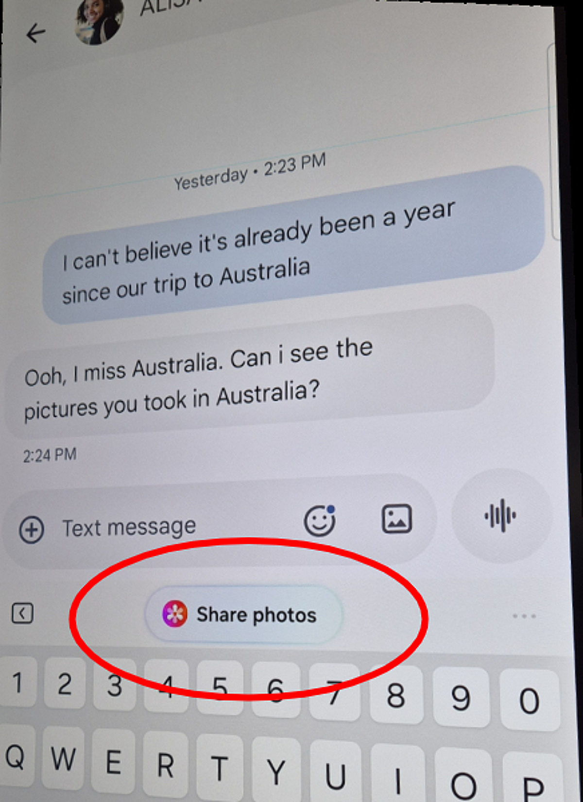 엄마들 필수템 등극한 효도폰 클라스 봤냐?