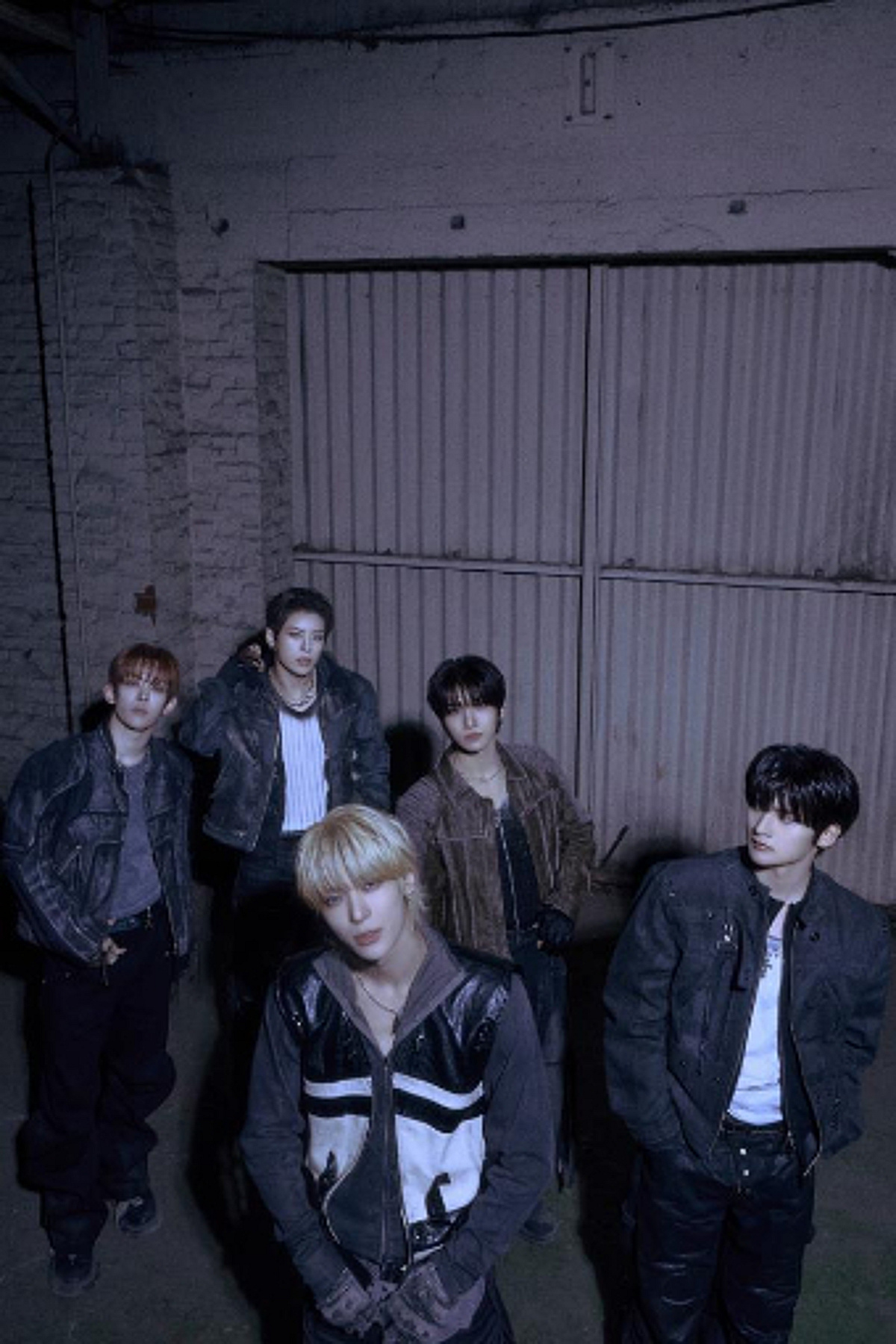 [더벨]'큐브엔터' 나우즈, 일본 EP 콘셉트 포토 공개