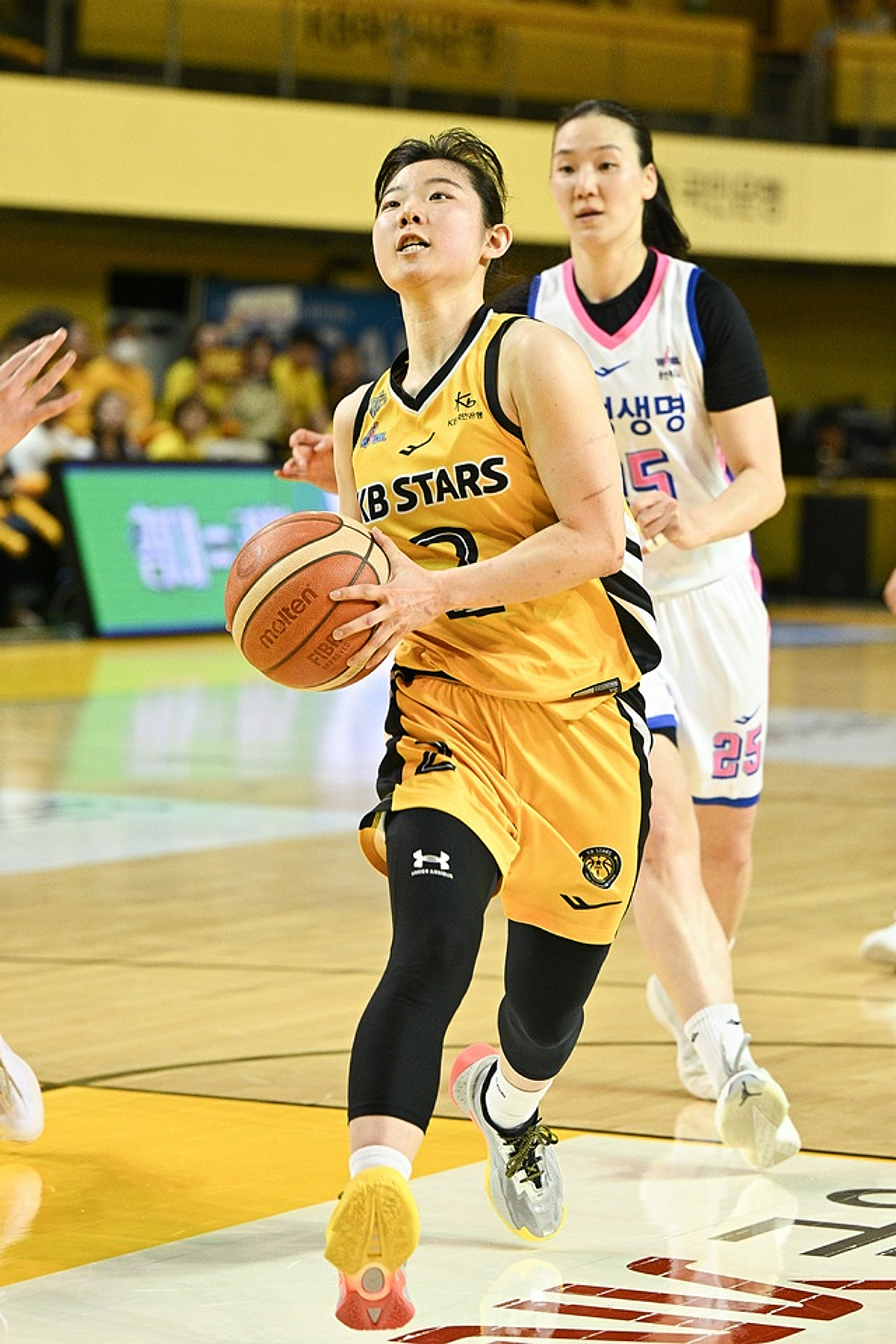 박지수 없지만 '단신 에이스' 또 날았다... 허예은 18점 폭발→KB, 통합우승까지 단 1승