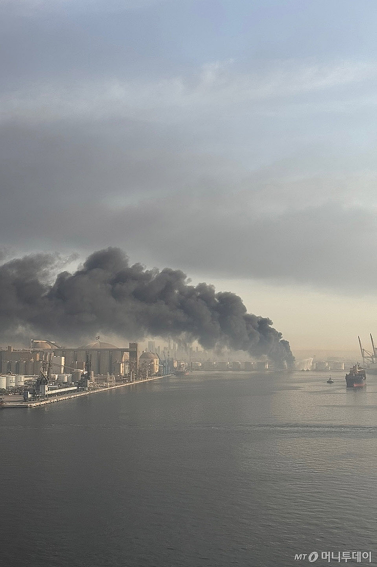 중동 전쟁 여파로 한화솔루션도 손들고 '불가항력' 선언한 거 알아?