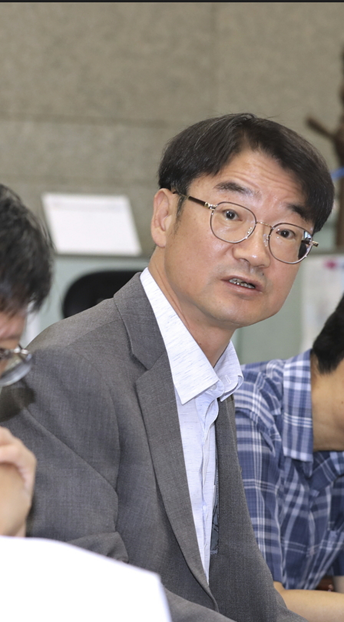 앞으론 AI 단순 활용 특허 못 받는다…사람 기여 인정돼야