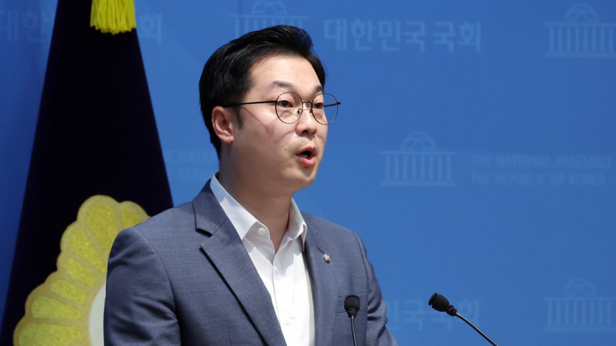 Police Launch Investigation into Former Minister Han Dong-hoon Over 'Leaking Official Secrets' Allegations