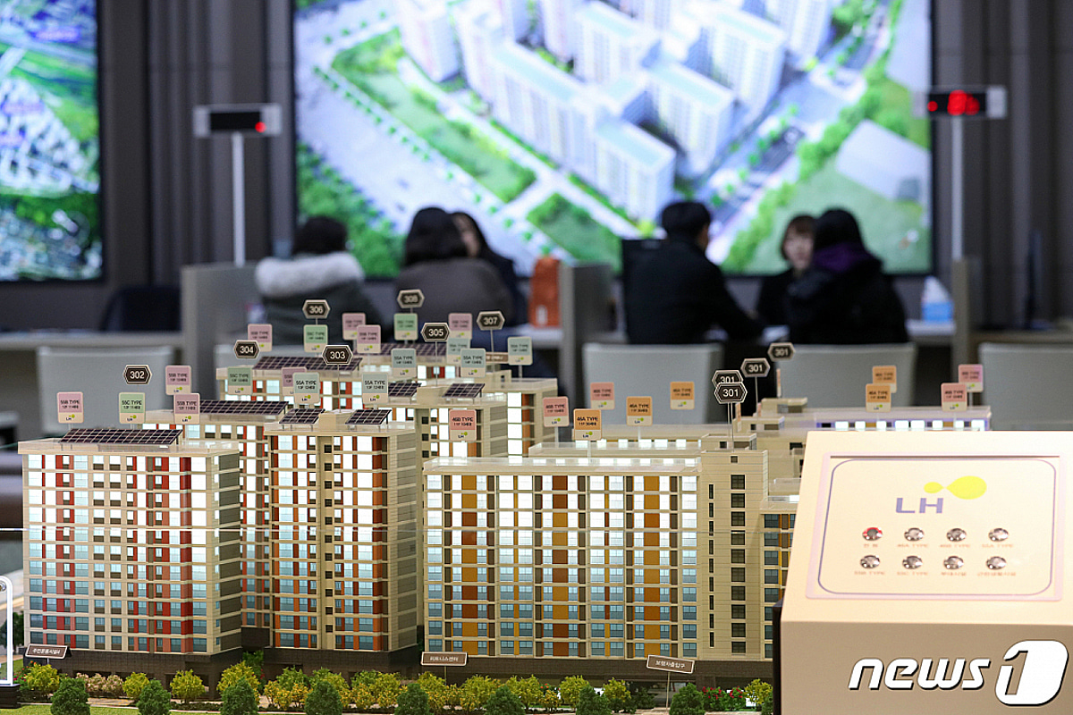 서울 신혼희망타운 '줍줍' 나왔다 "시세보다 10억 싸지만..." - 머니투데이