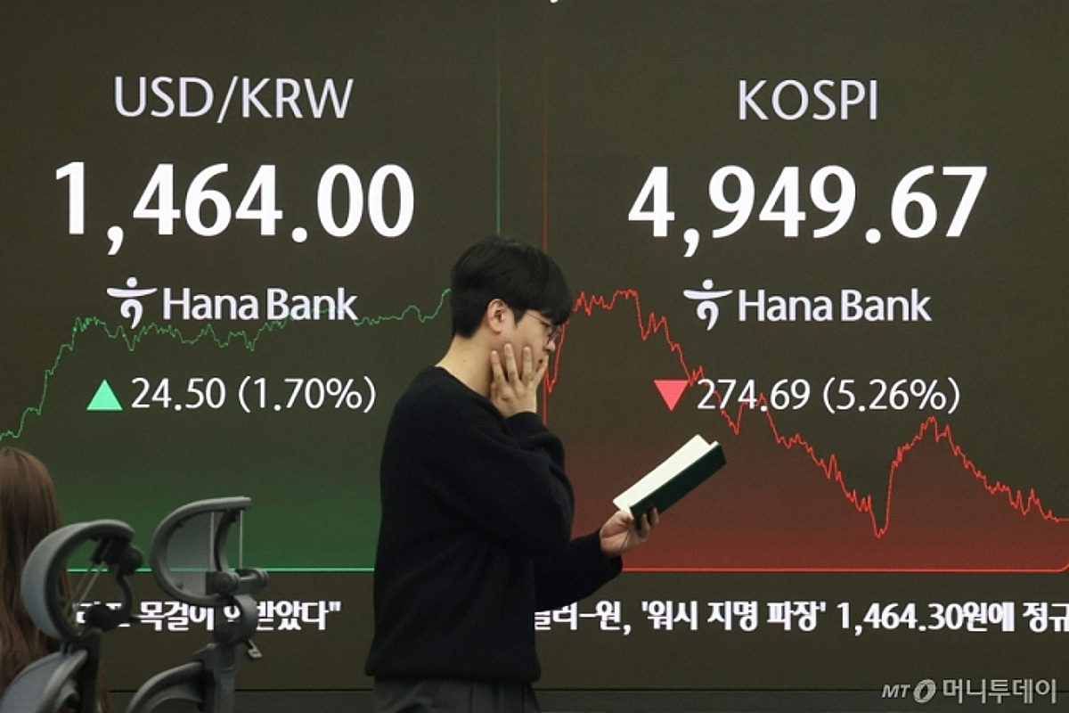 개미들 "지금이 기회다!" 4.6조 줍줍... 과연 승리할 수 있을까?