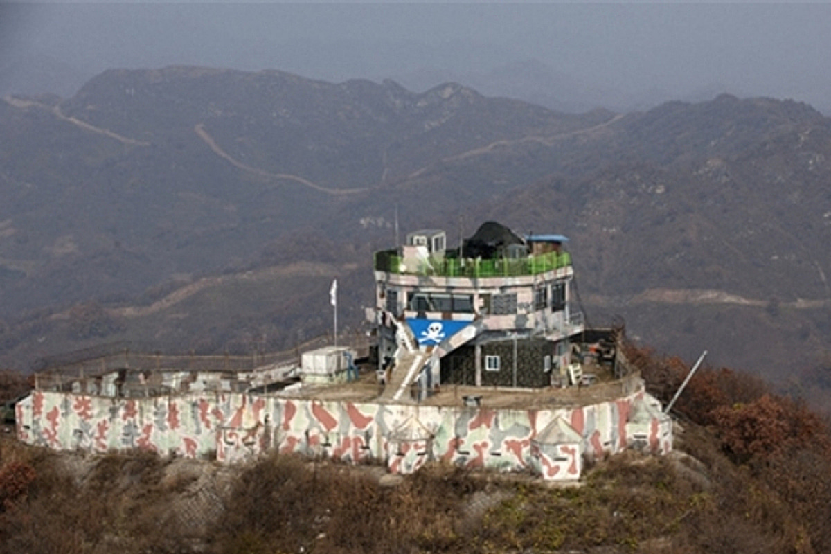 북한이 총 쐈는데 32분 뒤에야 대응? 우리 군 ‘늑장 사격’ 논란