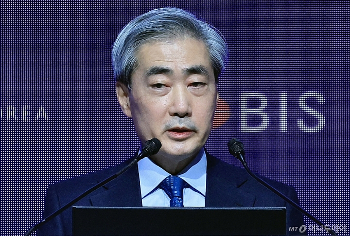 신현송 관련 이미지 3