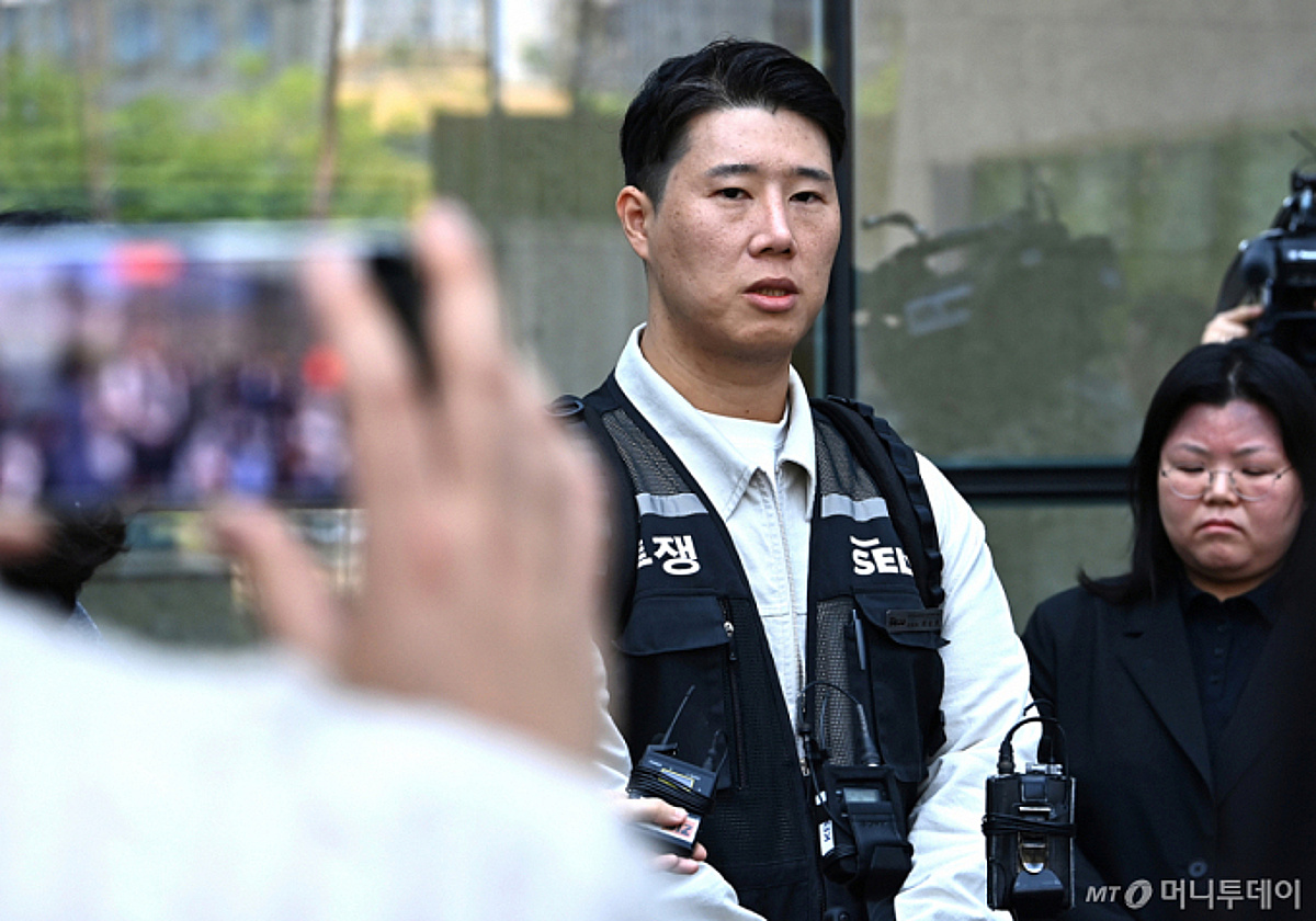 파업 투표에 임원 수당 끼워넣기? 삼성전자 노조 지도부 꼼수 논란