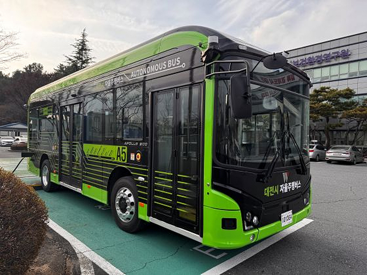 시속 80㎞ 자율주행버스 대전~세종 운행...광역 대중교통 실증 본격화 - 뉴스 썸네일 이미지