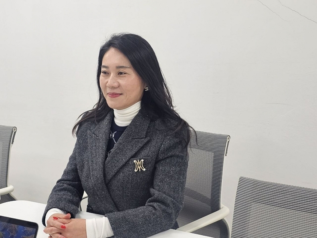 바이오 스타트업의 셰르파 정보영 디자인바이제이 대표