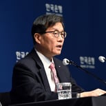 [기자수첩] 신호등은 켜져야 한다