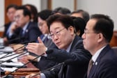 李대통령, 檢개혁·부동산 '정면 돌파'…3일 연휴 20여개 '폭풍 트윗'