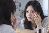 "종일 스마트폰만"…2030 덮친 실명 부르는 '이 병'