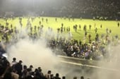 휘슬 울린 그 순간, 비명 가득 찬 축구장...135명 숨진 충격 사건[뉴스속오늘]