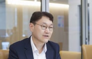 콜드플레이 LP에 자동차까지 만든다…자원 빈국의 희망 된 쓰레기