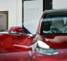 "테슬라 배터리 올테면 오라"…K-배터리, 오히려 기회?